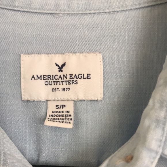 American Eagle chambray blue shirt - Picture 2 of 6
